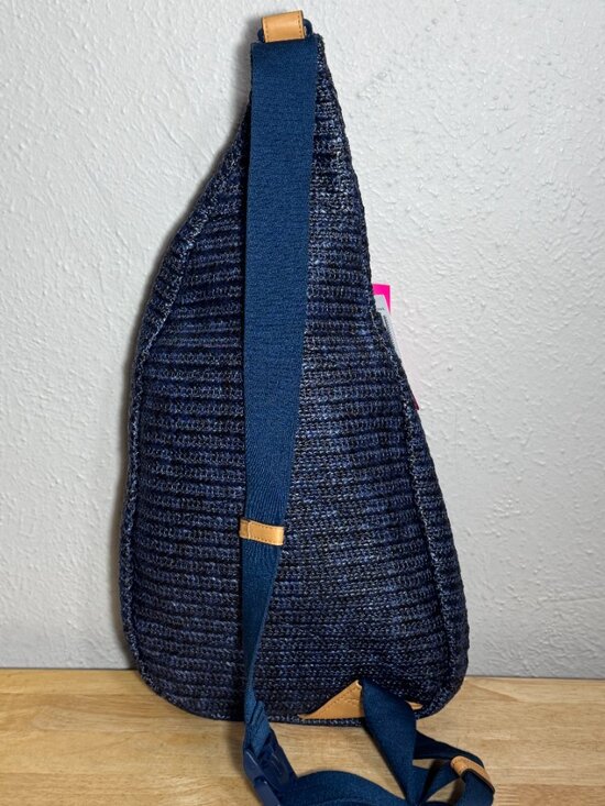 Vera Bradley Sling Backpack in Straw Navy Blue Sea Life NWT main image 4